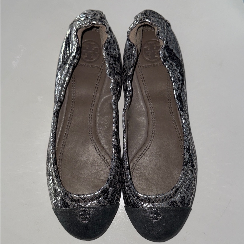 Tory Burch Snakeskin Patterned Flats in Black and Silver